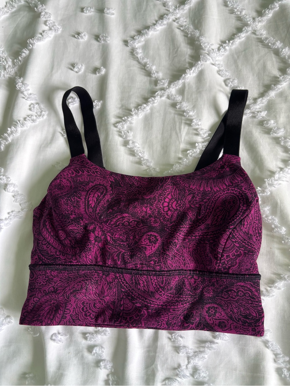 lululemon sports bra